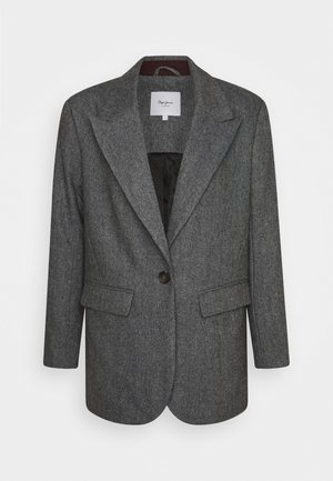 Grauer Ein-Knopf-Blazer mit breitem Revers und Pattentaschen, auf weißem Hintergrund präsentiert.