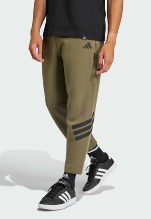 adidas Sportswear FUTURE ICON 3-STRIPES POCKET LOOSE - Tracksuit bottoms - olive strata