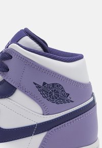 Jordan AIR JORDAN 1 MID - Sapatilhas de cano alto - sky j purple/white/sky j light purple