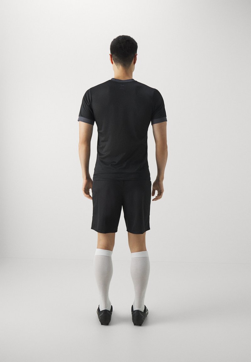 Puma TEAMGOAL SHORTS - Sportovní kraťasy - black/white