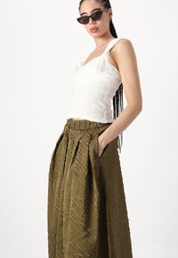 YAS YASCAMIE SKIRT - Falda larga - capers