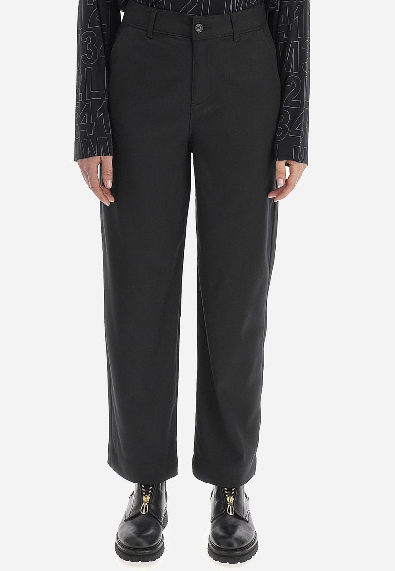 Martina Trousers with Front Pockets - Navy