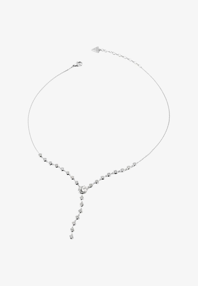 Collier délicat en argent avec un design en forme de Y doté de pierres précieuses rondes et transparentes le long de la chaîne et d'une plus grande pierre centrale.