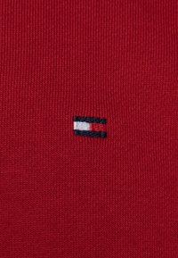 Tommy Hilfiger MONOTYPE HOODY - Felpa con cappuccio - arizona red