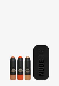 NUDESTIX BEACHY NUDES (BUBBLY BEBE, BONDI BAE, PICANTE) - Makeup set