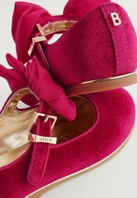 Baker by Ted Baker Chaussures premiers pas - red