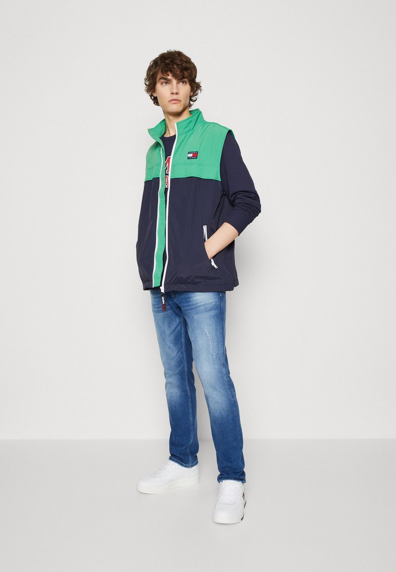 Tommy Jeans CLBK CHICAGO - Vesta - twilight navy/multi