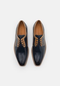 Melvin & Hamilton ALEX 10 - Obutev z vezalkami - marine/morning grey/rich tan/natural
