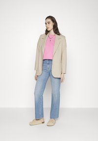 Minimum AARHUSI - T-shirt básica - sachet pink