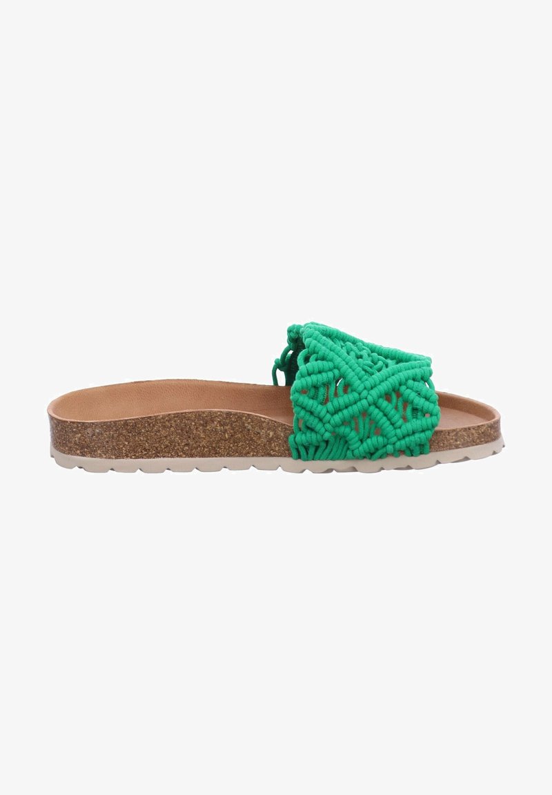 Sandalia de slid verde tejida con suela de corcho, que presenta un diseño de tira texturizada y una plantilla de color marrón claro. La altura del tacón es mínima.