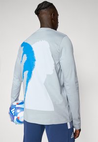 adidas Performance JUDE BELLINGHAM LONGSLEEVE - Long sleeved top - light grey
