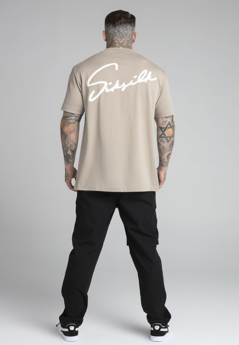 SIKSILK SCRIPT - Nyomott mintás póló - beige