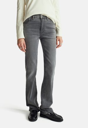- Jeansy Bootcut