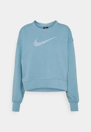 Sweatshirt court bleu clair en matériau doux, présentant un logo Nike swoosh blanc dans un design texturé. Manches raglan longues avec des poignets côtelés.