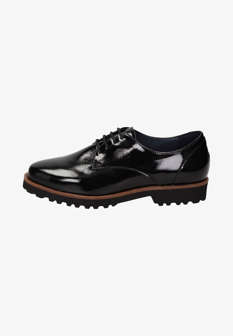Chaussure élégante noire en cuir verni à lacets, semelle rainurée et bordure marron le long du bord, vue de profil sur fond blanc.