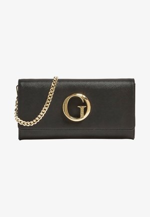 Pochette en cuir noir avec surface texturée, bandoulière chaîne dorée et grand logo doré "G" sur le rabat avant.