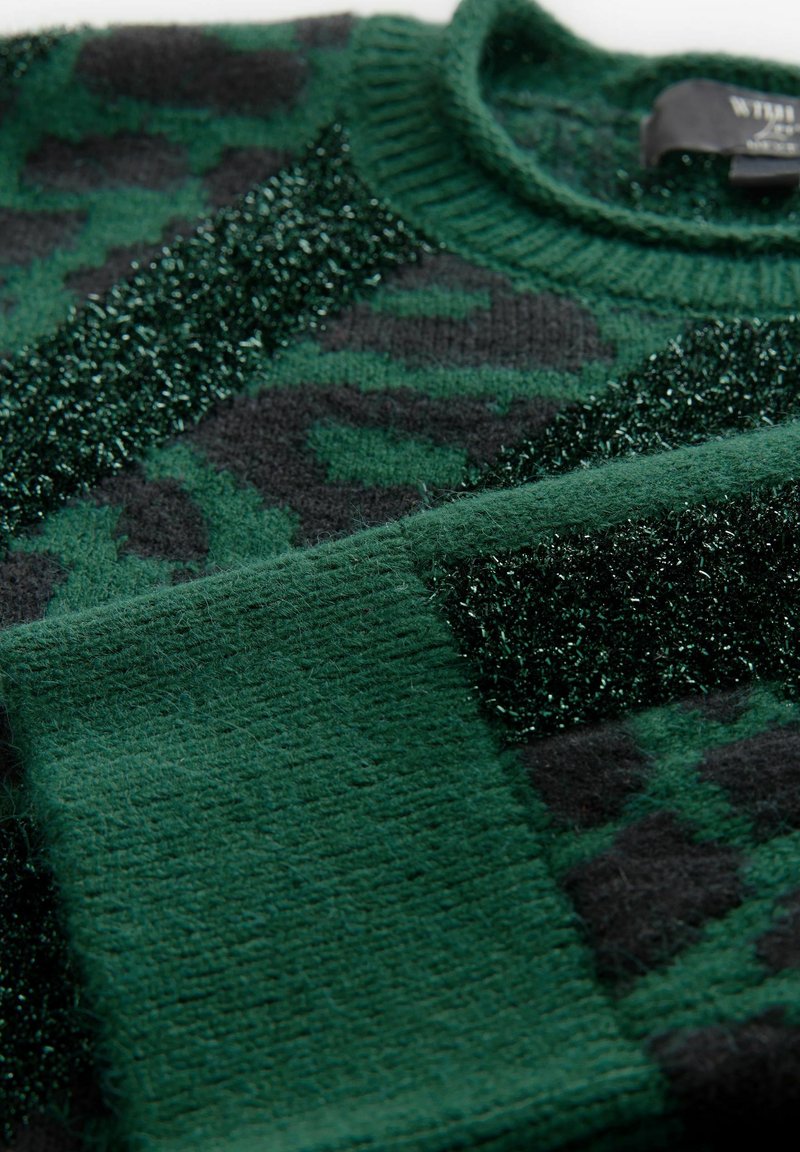 Acheter Vert à rayures multicolore - Pull col rond à manches longues ultra-doux from Next Belgium