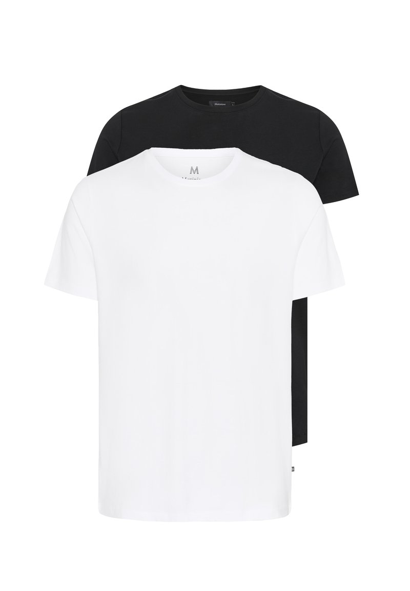 Deux t-shirts en coton uni à col rond, un blanc devant et un noir derrière, tous deux à manches courtes et sans plis.