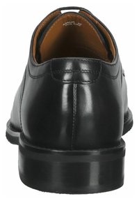 Gordon and Bros Derbies & Richelieus - black