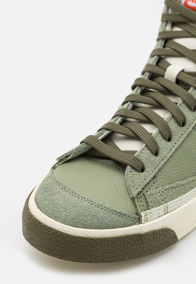 nike blazer mid mens green