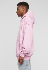 Karl Kani DISTRESSED  - Kapucni - rose