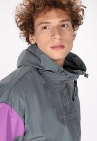 Schmuddelwedda urban rain - Outdoorjakke - graublau colorblock