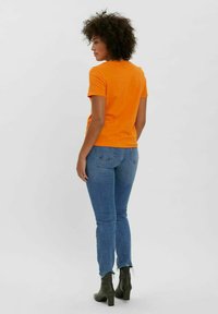 Vero Moda VMPAULA - T-shirt básica - dragon fire