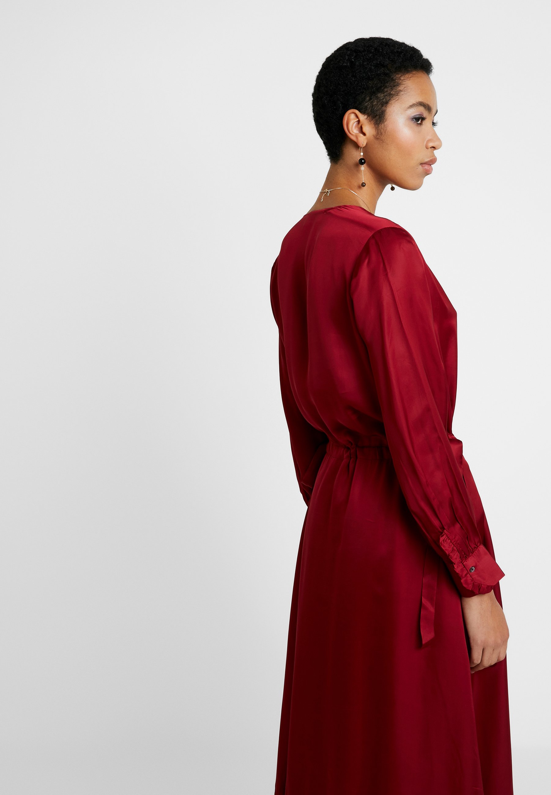 Mos Mosh CHITA DRESS Cocktailklänning redröd Zalando.se Mos Mosh CHITA DRESS Cocktailklänning redröd Zalando.se
