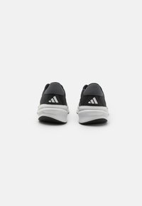 adidas Performance SUPERNOVA STRIDE - Laufschuh Straße - core black/footwear white/grey six