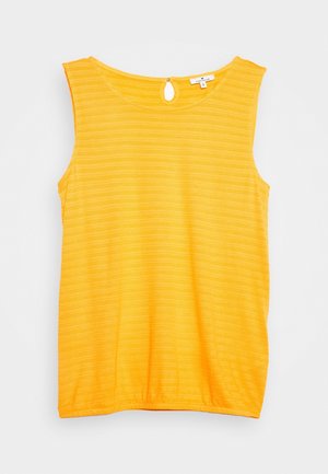 Top jaune sans manches avec de fines rayures horizontales, col rond et petite fermeture à bouton en forme de trou de serrure au dos, taille petite.