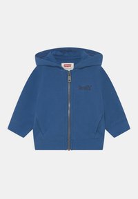 Modrá dětská mikina s kapucí a předním zipem, dvěma kapsami, žebrovanými manžetami a logem Levi's na hrudi.