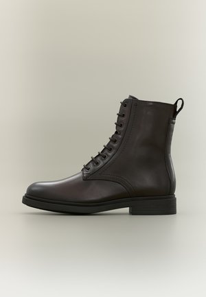 Marc O'Polo, MODEL PAULA 36 - Μποτάκια με κορδόνια - dark brown