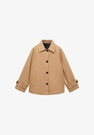 Cappotto corto beige con ampio colletto, bottoni neri sul davanti, polsini regolabili con bottoni e due tasche frontali.