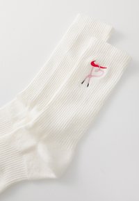 Nike Sportswear UNISEX - Calcetines - sail/pink foam/university red