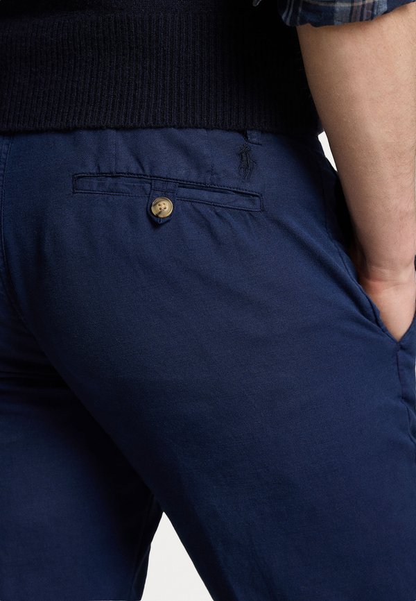 STRAIGHT FIT - Trousers3