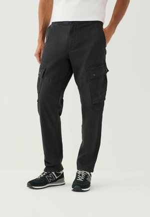 REGULAR FIT - STRETCH UTILITY  - Cargohose - black
