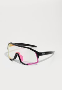 Selected, black/fuchsia