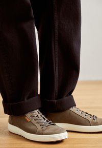 ECCO SOFT Trainers dark clay/lion/brown Zalando - Main Image