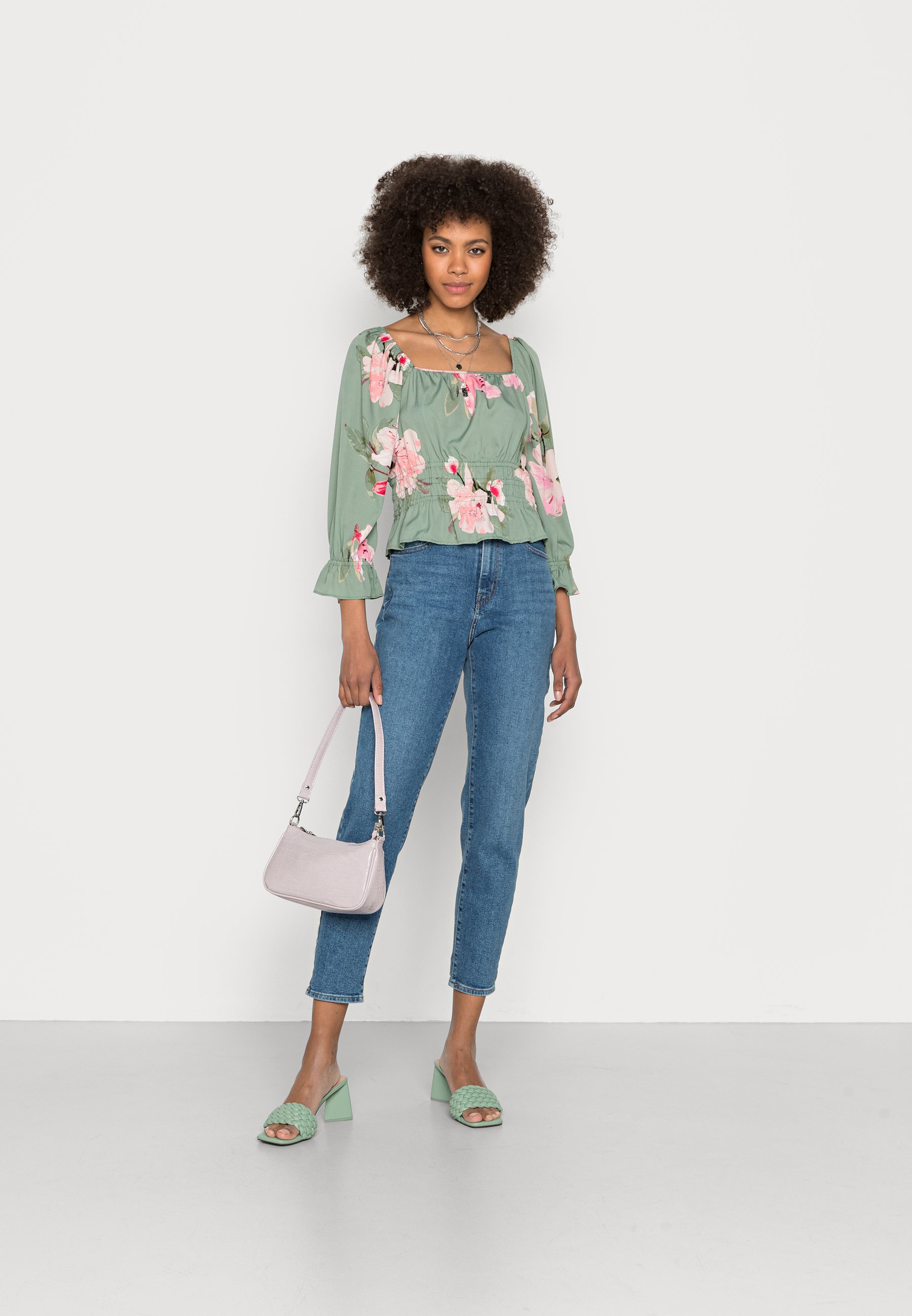 Vero Moda VMHENNA SMOCK CROP TOP 