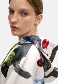 PARFOIS - Bluza z kapturem