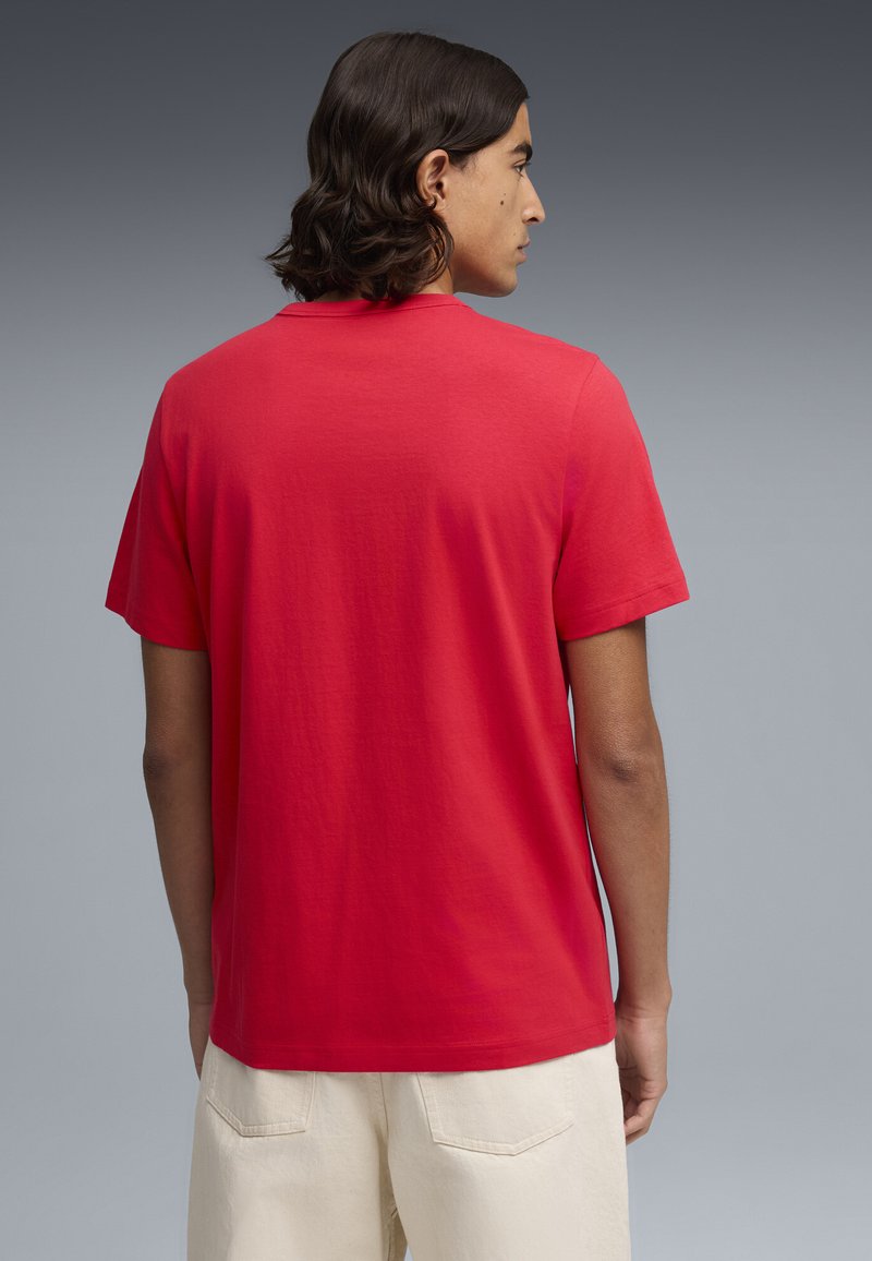 Puma ESS ELEVATED - Jednoduché tričko - for all time red