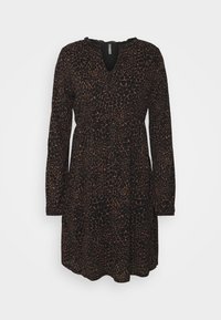 Svart klänning med långa ärmar, V-ringning och ett texturerat leopardmönster i brunt och beige. Mjukt, lätt flödande tyg.