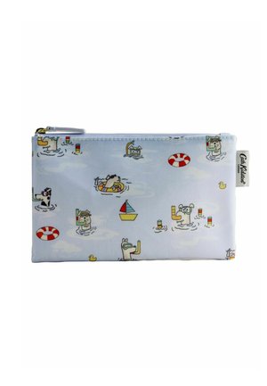 Astuccio rettangolare azzurro chiaro con cerniera, con illustrazioni di cani che fanno snorkeling, una barca a vela, salvagenti e paperelle di gomma.