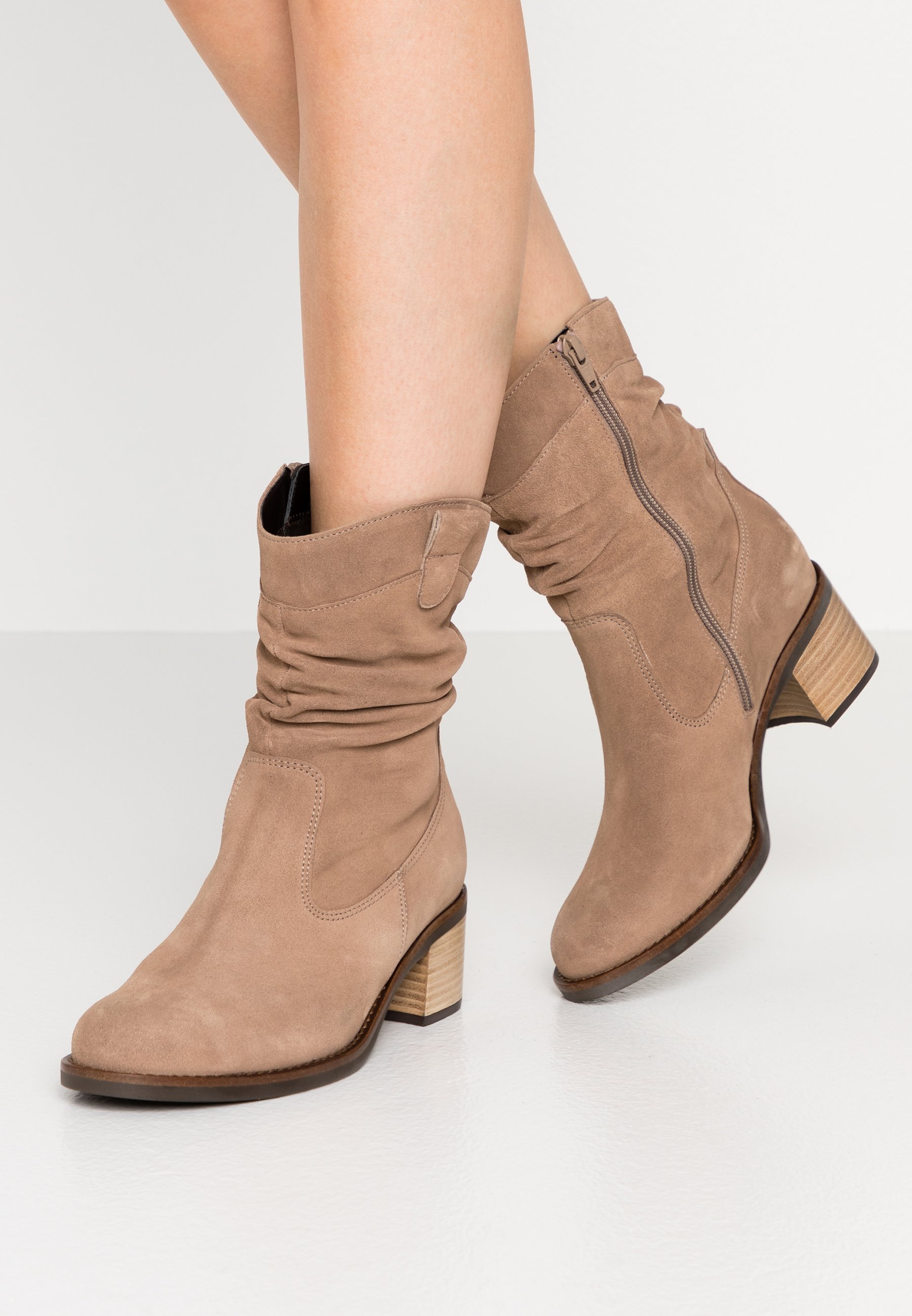 Gabor Korte laarzen desert Zalando.nl Gabor Korte laarzen anthracite Zalando.nl