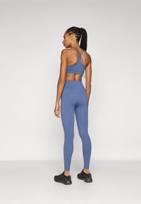 ICANIWILL DEFINE SEAMLESS - Legíny - dusty twilight blue