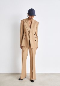 AllSaints SEVENH - Blejzr - camel brown