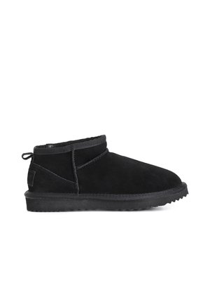 Winter boots - black