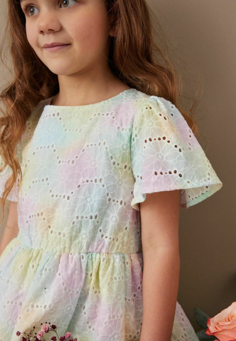 Next COTTON BRODERIE DRESS Jurk pastel rainbow/donkerroze Zalando.be