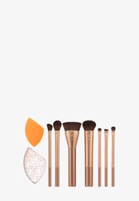 WRAPPED IN GLOW BRUSH + SPONGE SET - Make-up Brush Set