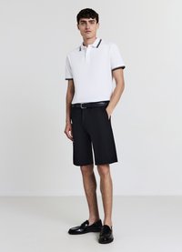 Calliope CENTRALE - Short - nero ultrablack